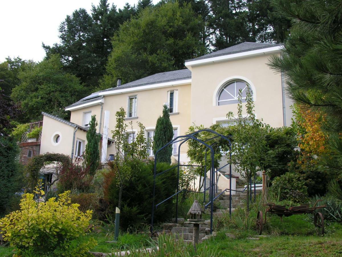 La Cadanise, Suite Etoilee Saint-Eloy-les-Mines Exterior photo